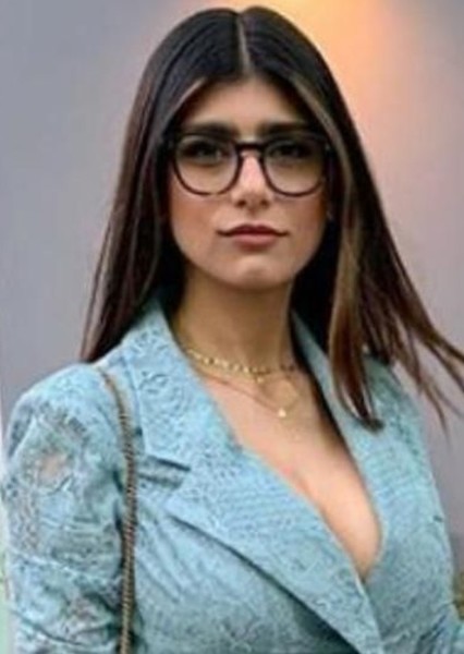 brian huckabee add mia khalifa casting photo