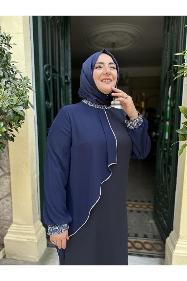 angela merriott add liza hijabi image