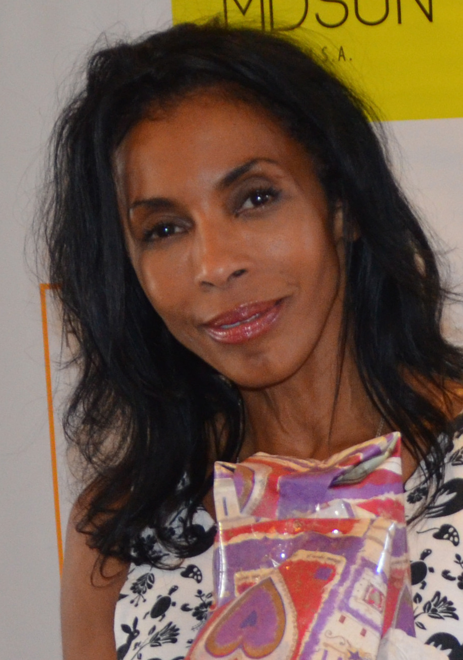 allen albert varias add khandi alexander nude photo