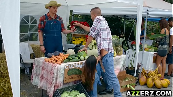 ako chu add eva lovia farmers market photo