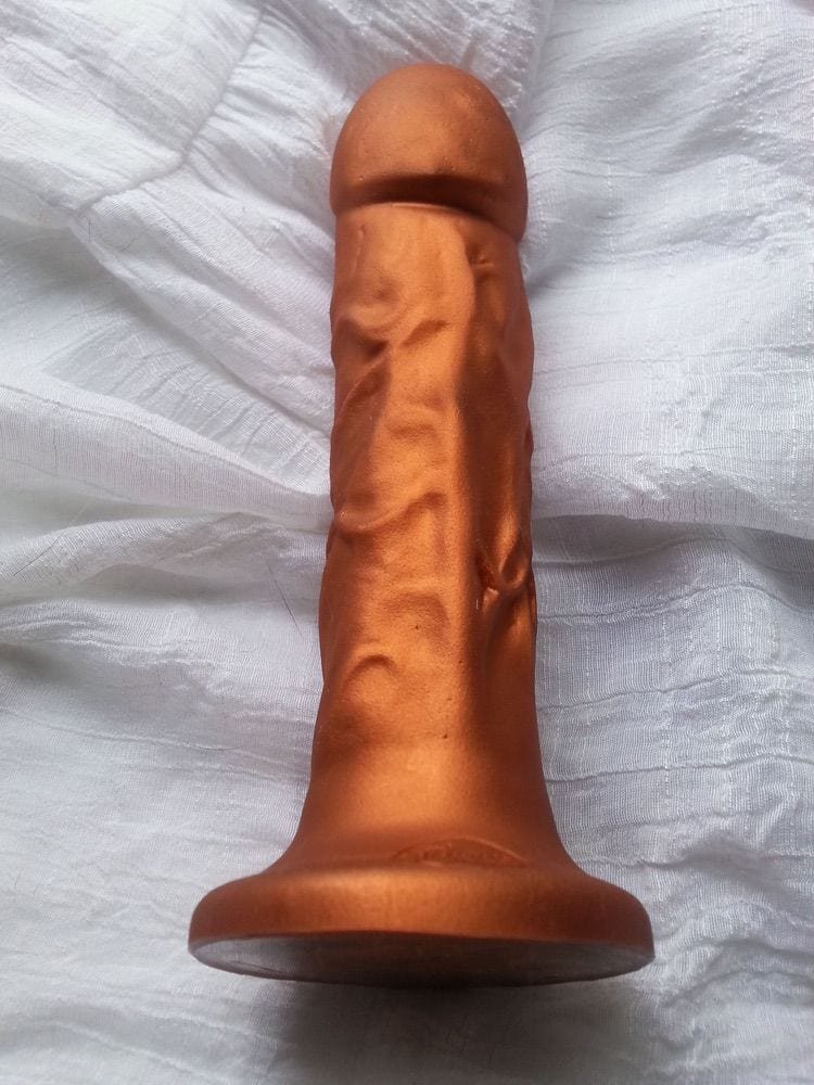 dionne kieran hellenberg add goliath dildo photo