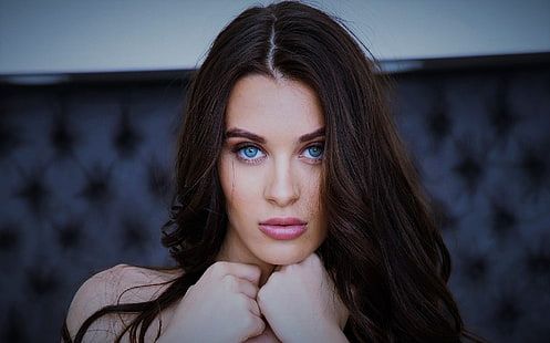 carla kowalski add lana rhoades blue photo