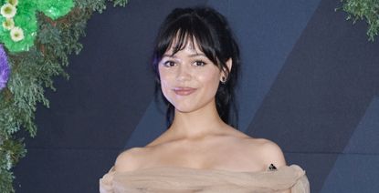 ash apple add jenna ortega is naked photo