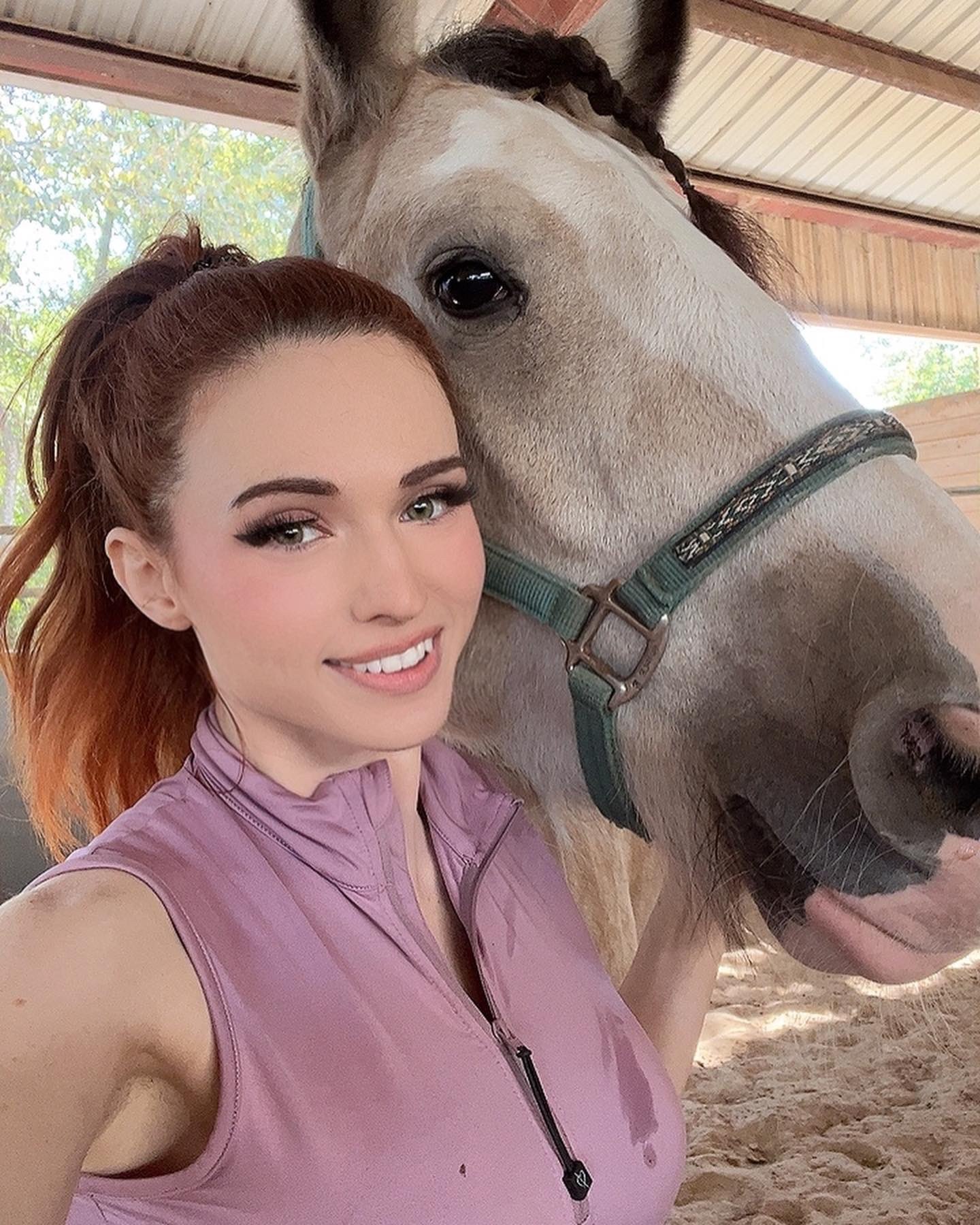 brenda ellison add amouranth xxx image