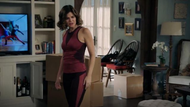 agron lila add betsy brandt sexy photo