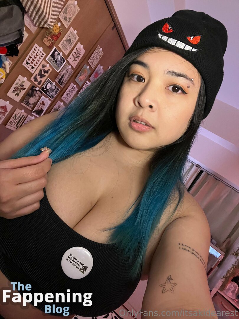 athanasia dara add akidearest nude photo