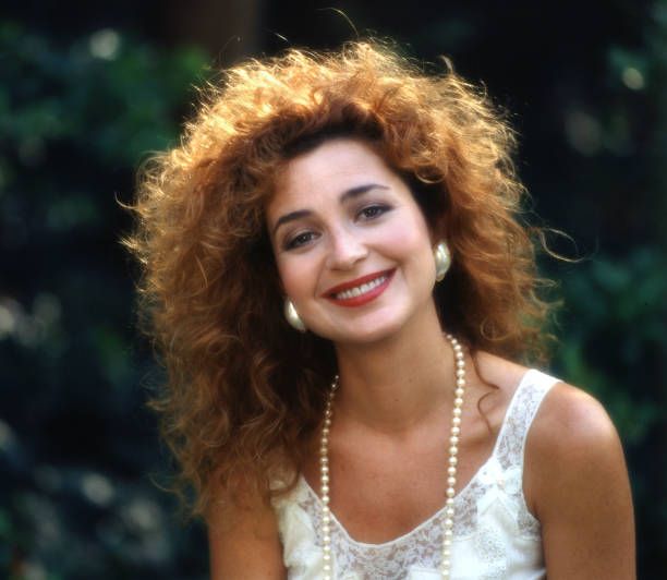 caina add annie potts nude photo