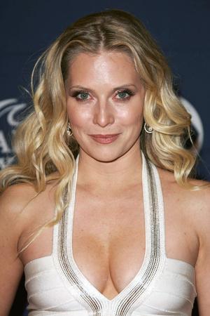 ayda babazadeh add emily procter hot photo