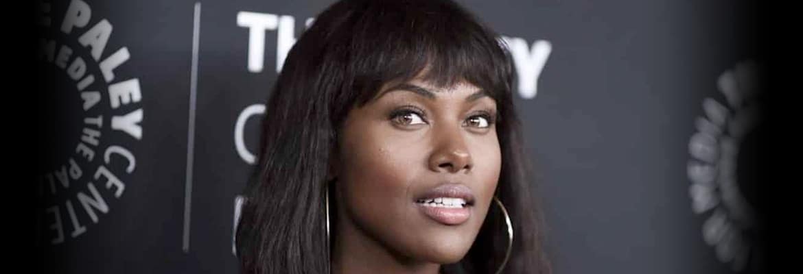 angela hynds add dewanda wise nude photo