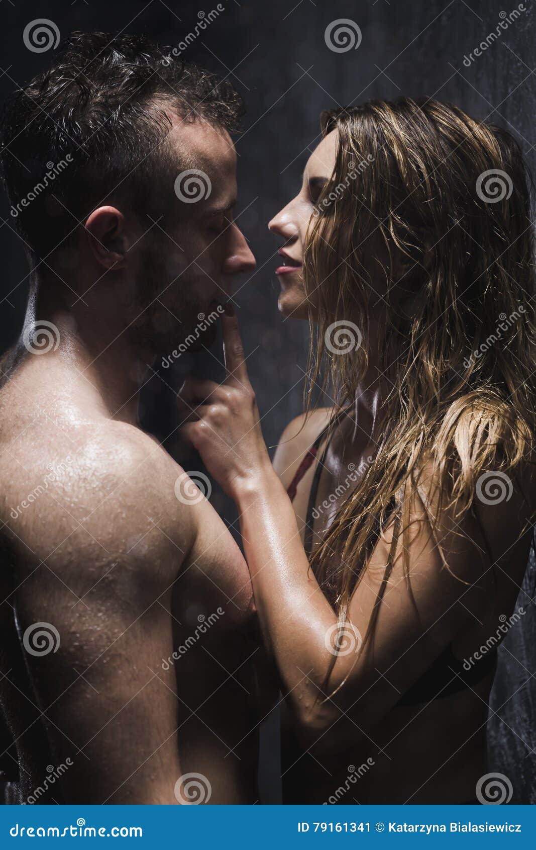 cara ohagan add lesbian seduction shower image