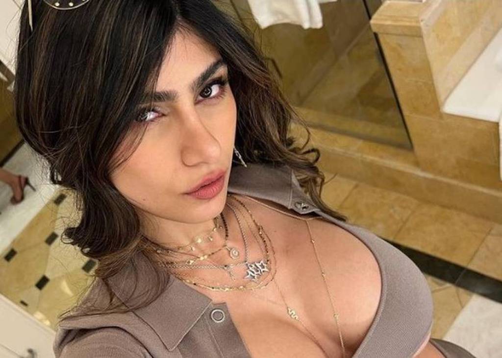 dena glover add only fans mia khalifa image