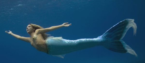 atiq aqib add topless mermaids photo